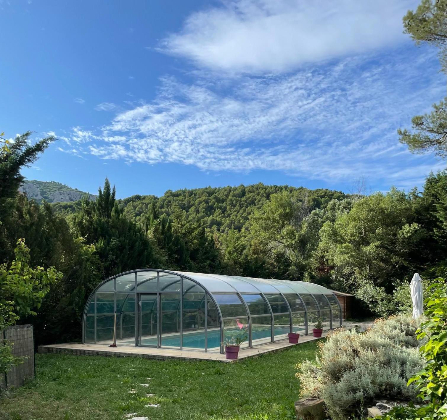Domaine De Cassan Villa Lafare Exteriör bild